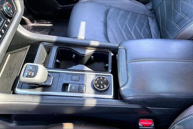2024 Nissan Pathfinder Platinum