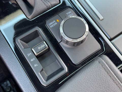 2025 Toyota Sequoia SR5