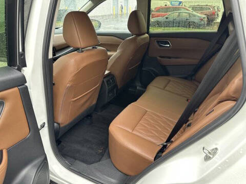 2024 Nissan Rogue Platinum