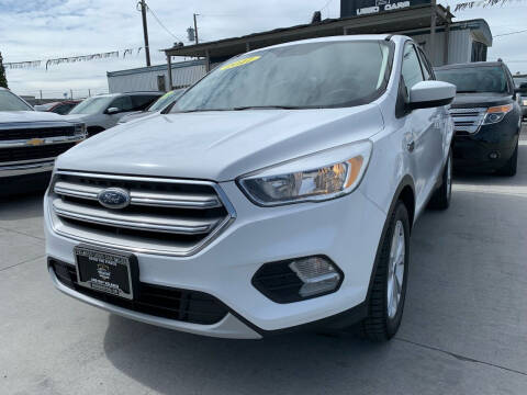 2017 Ford Escape for sale at Velascos Used Car Sales in Hermiston OR