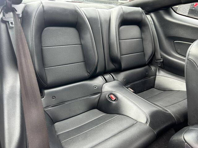 2022 Ford Mustang EcoBoost Premium