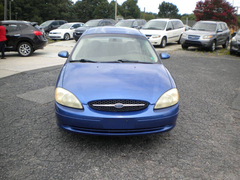 2002 Ford Taurus SE