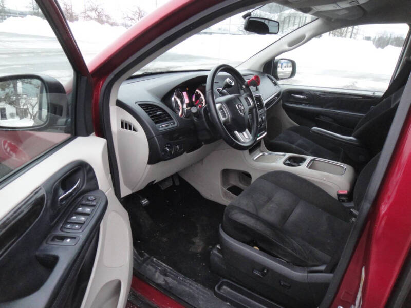 2015 Dodge Grand Caravan SXT Plus