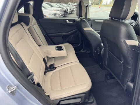 2022 Ford Escape SEL