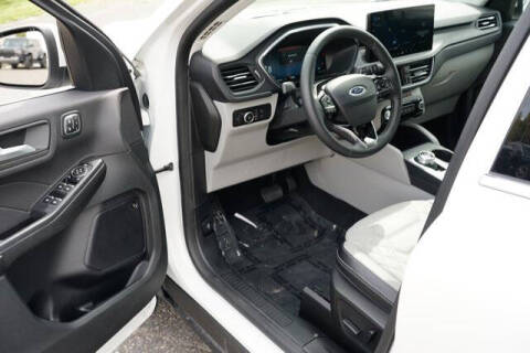 2023 Ford Escape Platinum