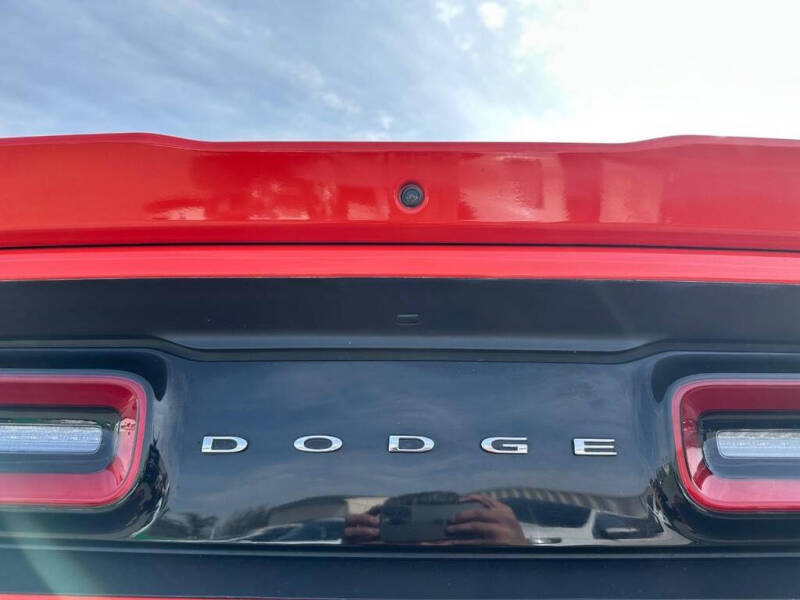 2021 Dodge Challenger SXT