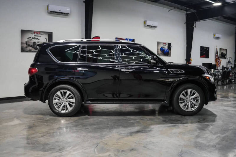 2017 Infiniti QX80