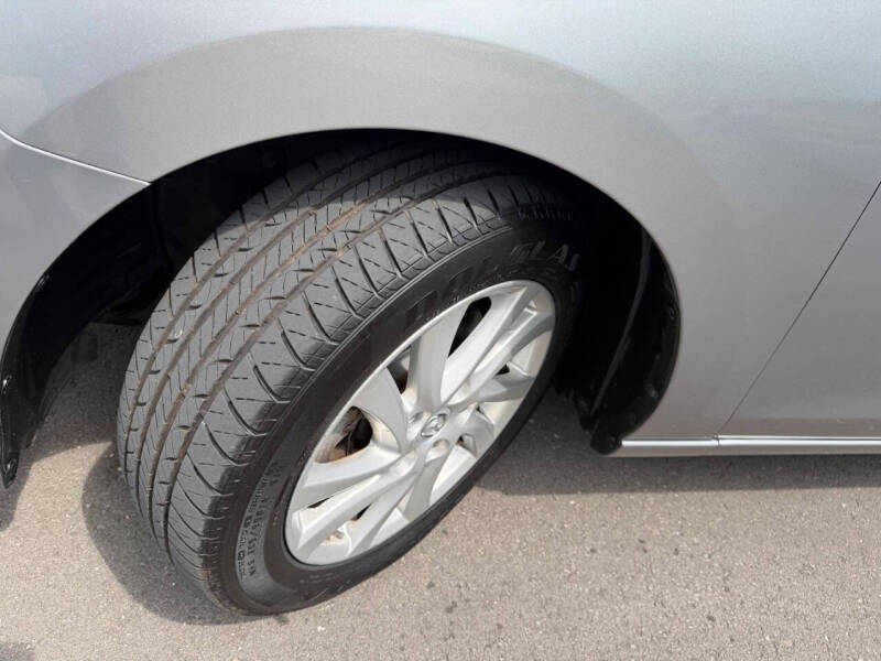 2012 Mazda MAZDA5 Sport