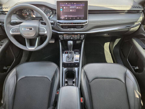 2023 Jeep Compass Altitude