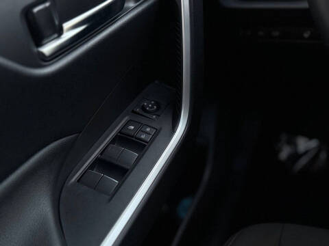 2024 Toyota RAV4 Prime SE