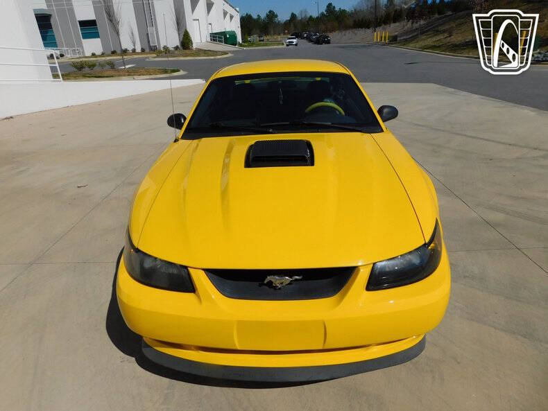 2004 Ford Mustang Mach 1 Premium