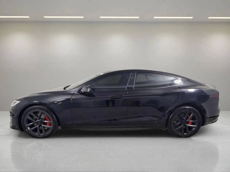 2023 Tesla Model S Plaid