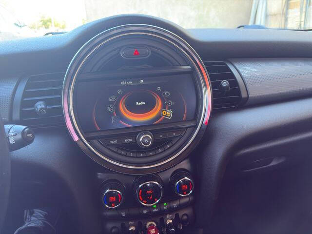 2017 MINI Hardtop 2 Door Cooper