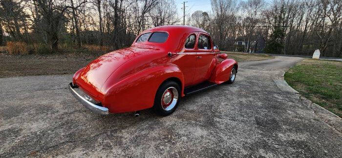 1937 Oldsmobile F37