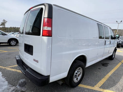 2016 GMC Savana 2500