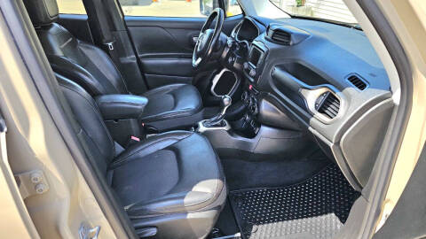 2017 Jeep Renegade Deserthawk