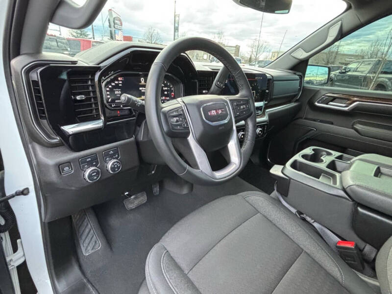 2024 GMC Sierra 1500
