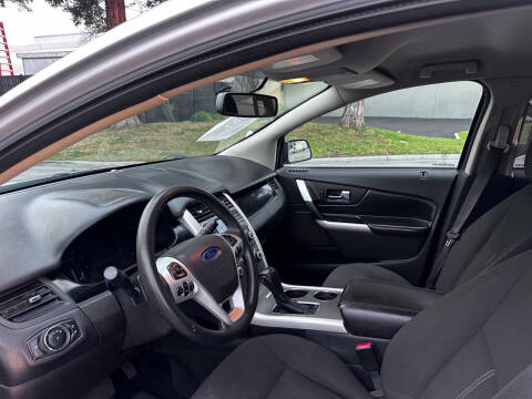 2013 Ford Edge SE