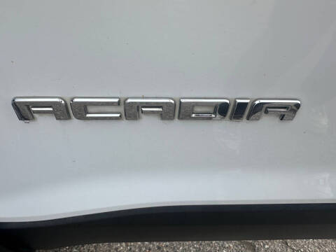 2017 GMC Acadia SLE-2