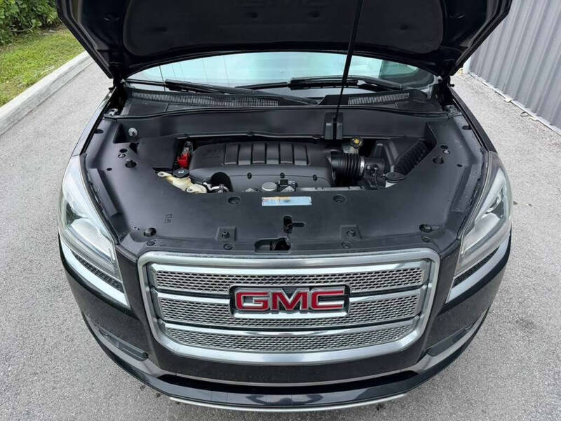2016 GMC Acadia Denali