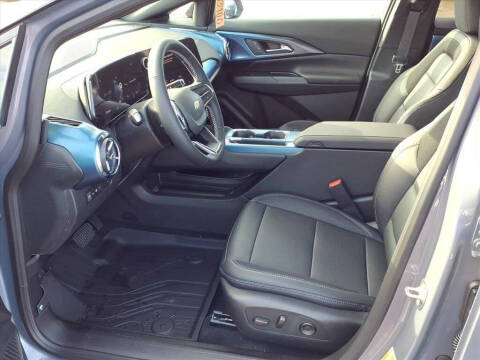 2026 Chevrolet Equinox EV LT 2