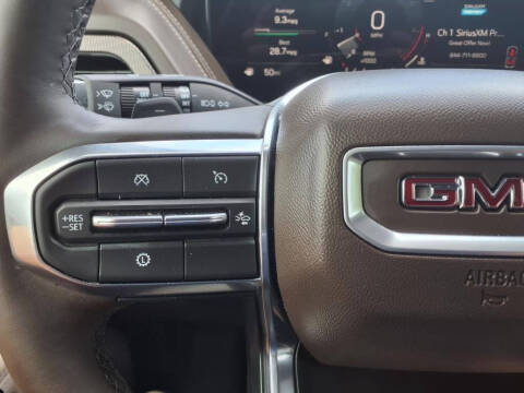 2025 GMC Yukon Elevation