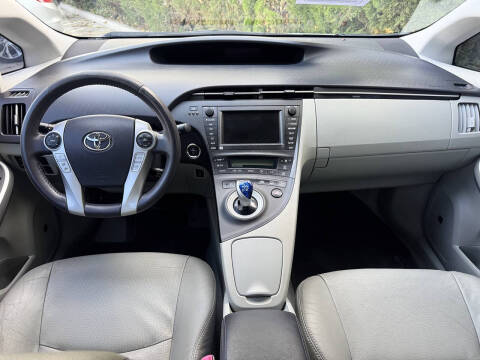 2010 Toyota Prius IV