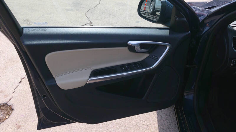 2015 Volvo S60 T5 Drive-E Premier