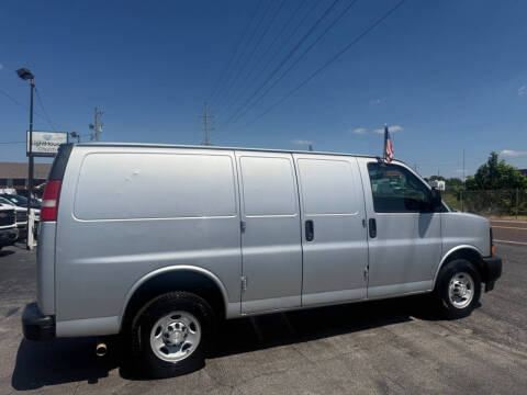 2017 Chevrolet Express 2500