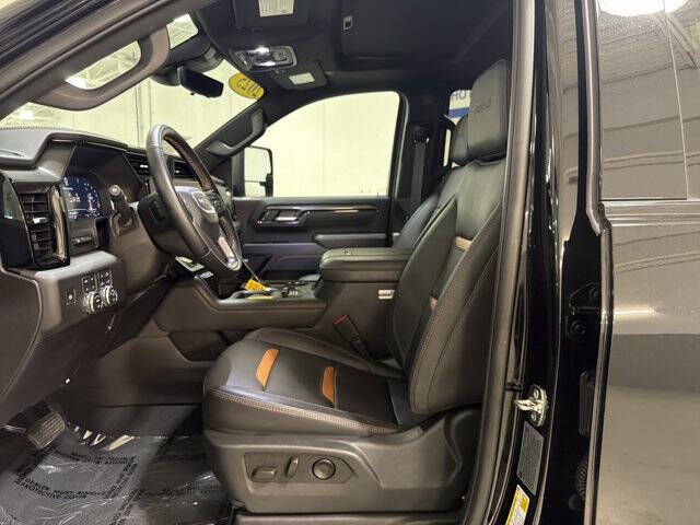 2025 GMC Sierra 3500HD