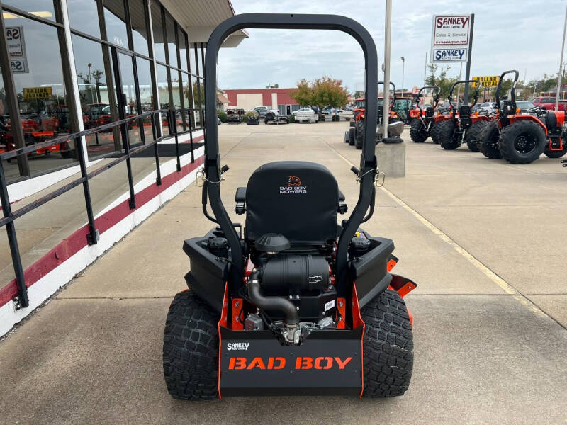 Bad Boy Maverick HD 60
