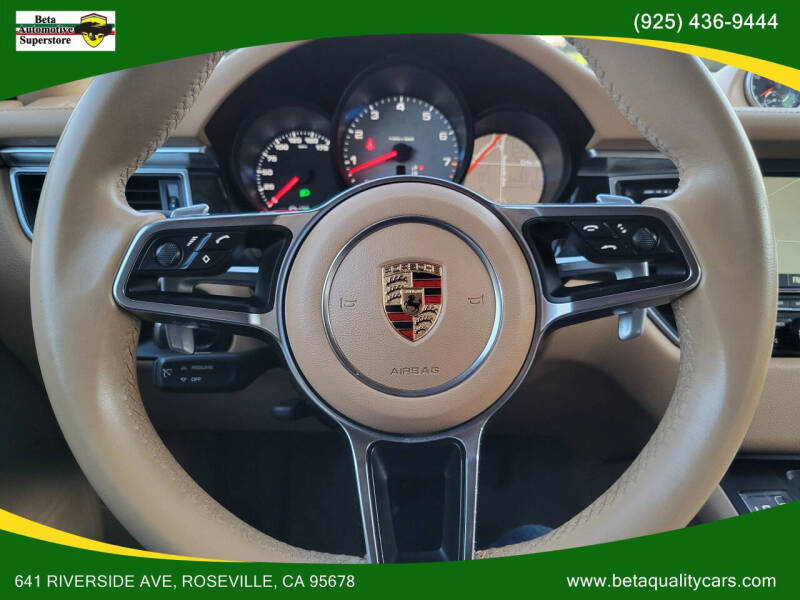 2015 Porsche Macan S