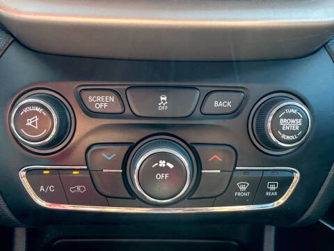 2016 Jeep Cherokee Latitude Altitude