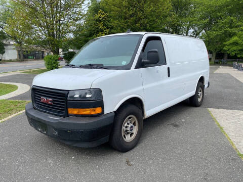 2018 GMC Savana 3500