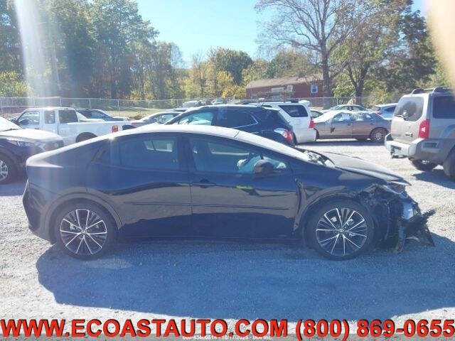 2025 Toyota Prius XLE