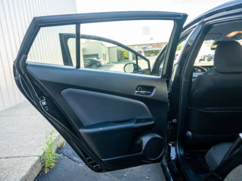 2020 Toyota Prius LE AWD-e