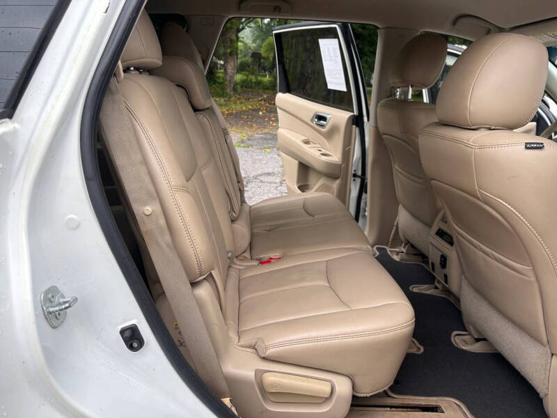 2015 Nissan Pathfinder SL