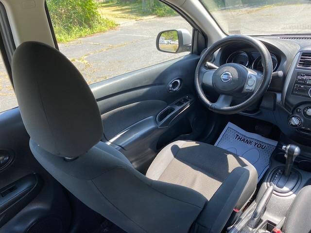 2013 Nissan Versa 1.6 S