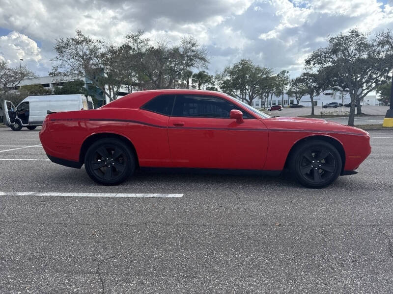 2015 Dodge Challenger SXT