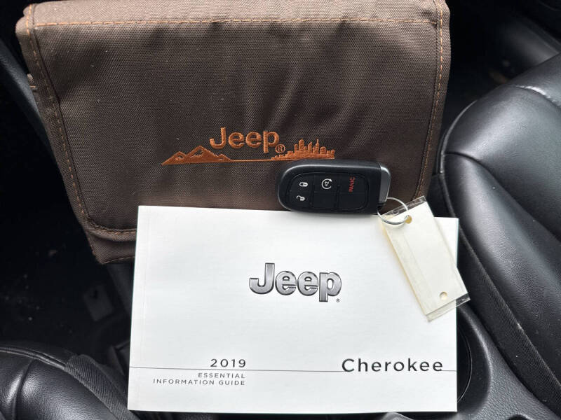 2019 Jeep Cherokee Trailhawk