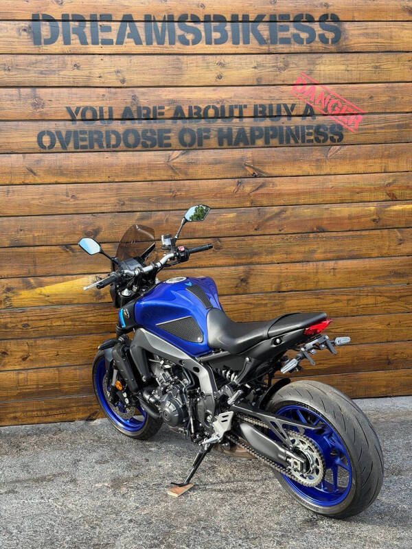 2023 Yamaha MT-09