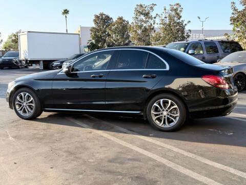 2015 Mercedes-Benz C-Class C 300