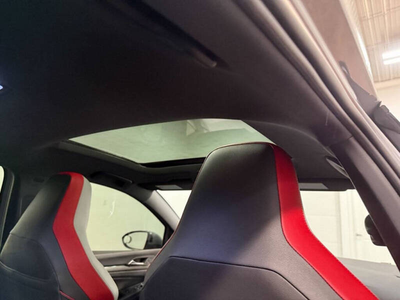 2022 Volkswagen Golf GTI Autobahn