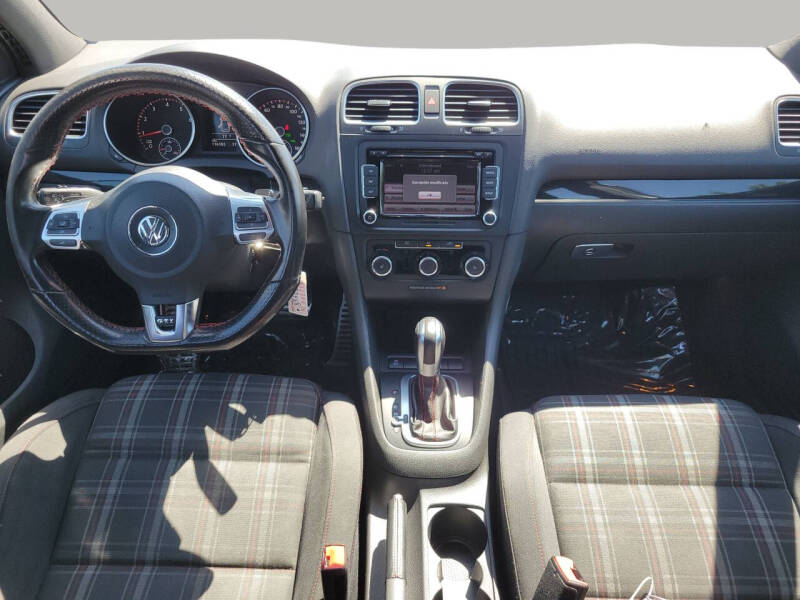 2011 Volkswagen GTI Autobahn PZEV