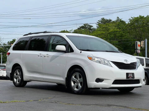 2012 Toyota Sienna