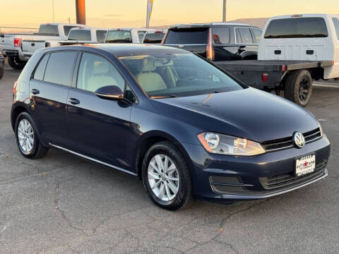 2016 Volkswagen Golf TSI S