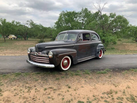1946 Ford Deluxe