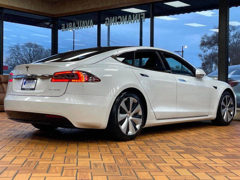 2020 Tesla Model S Long Range Plus