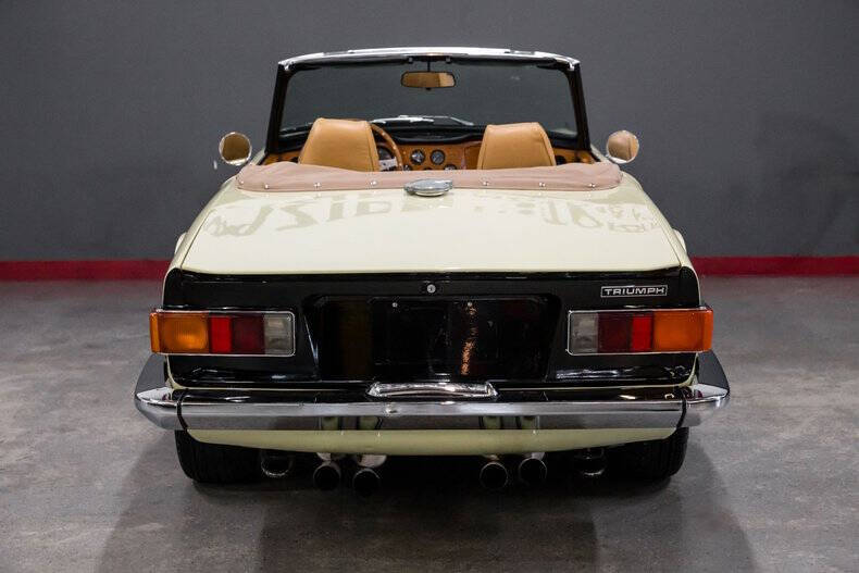 1971 Triumph FUEL INJECTED OVERDIVE TR6