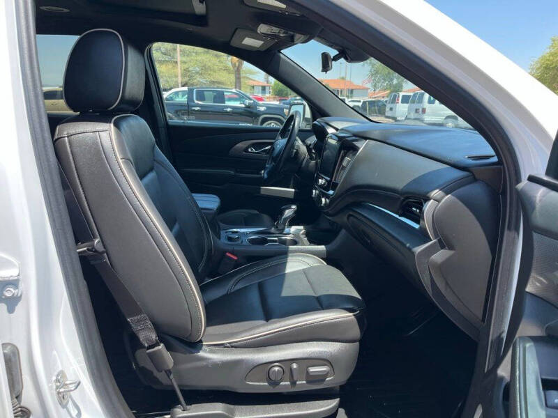 2023 Chevrolet Traverse Premier